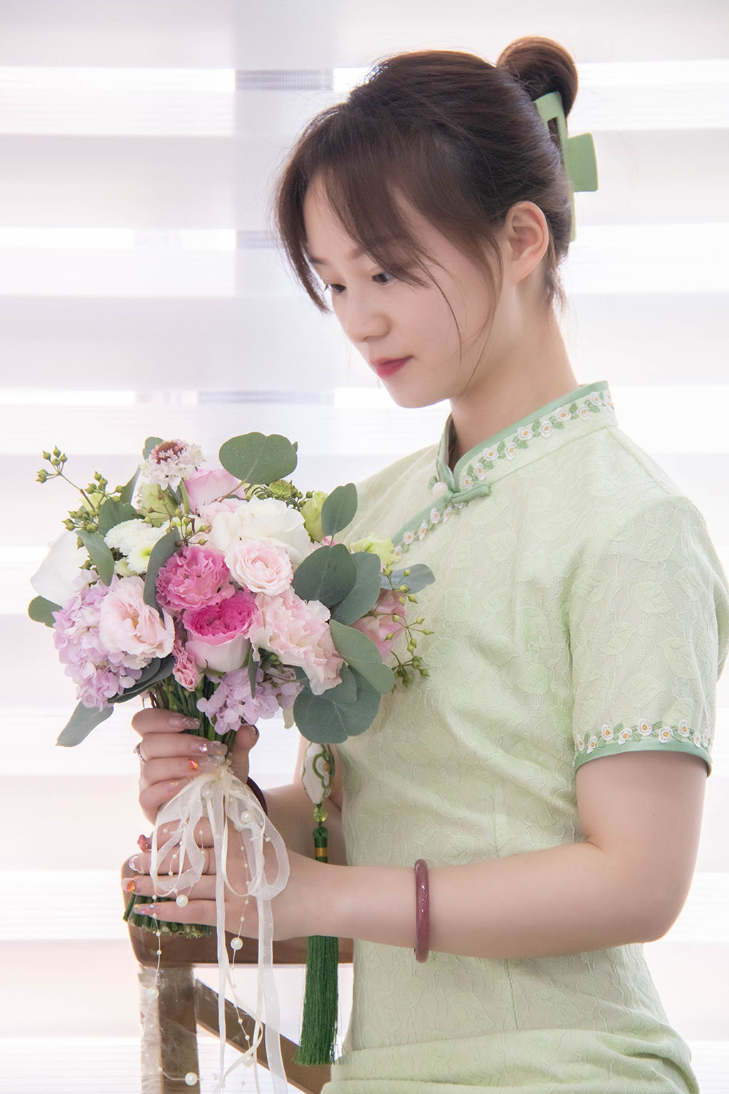 博思花藝婚慶教育，婚慶培訓(xùn)，花藝培訓(xùn)，插花培訓(xùn)，花藝師培訓(xùn)，主持人培訓(xùn)，商務(wù)主持人培訓(xùn)，花店運營培訓(xùn)，花店全系統(tǒng)營銷，小白開花店，小白學(xué)主持，金璽棠婚慶酒店，金璽棠總部，鄭州金麻雀教育科技有限公司