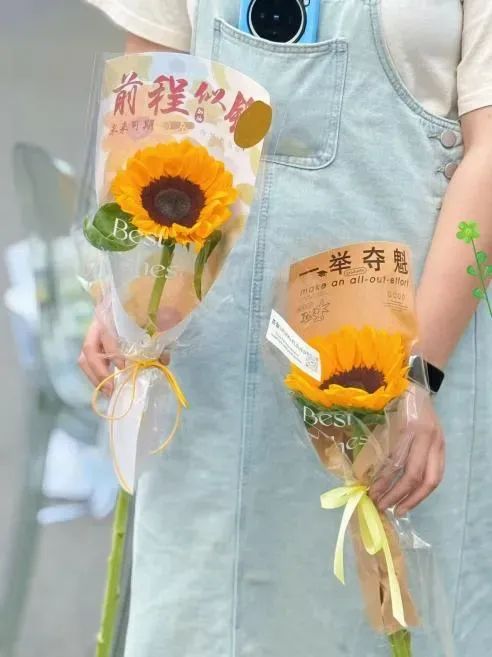 博思花藝婚慶教育，婚慶培訓(xùn)，花藝培訓(xùn)，插花培訓(xùn)，花藝師培訓(xùn)，主持人培訓(xùn)，商務(wù)主持人培訓(xùn)，花店運營培訓(xùn)，花店全系統(tǒng)營銷，小白開花店，小白學(xué)主持，金璽棠婚慶酒店，金璽棠總部，鄭州金麻雀教育科技有限公司